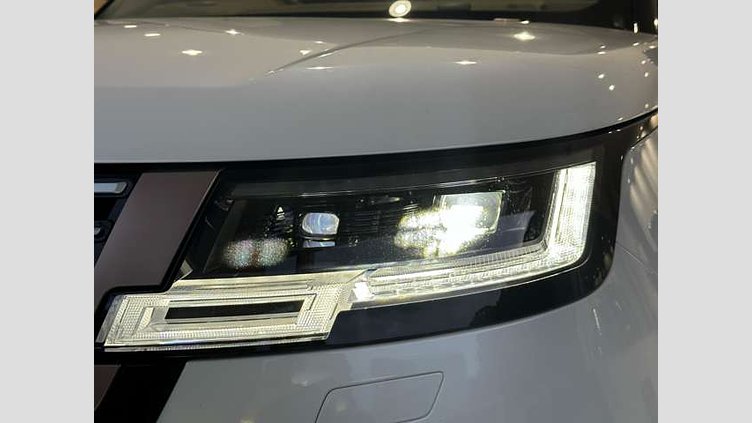 2023 認定中古車 Land Rover Range Rover アイシーホワイト - グロスフィニッシュ P530 AWD（AT） ロングホイールベース SV　セレニティ