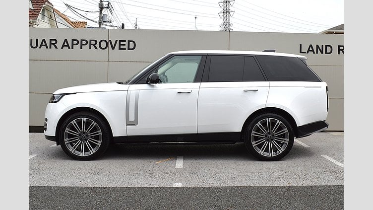 2024 認定中古車 Land Rover Range Rover オストゥーニパールホワイト（お取り扱いの有無については正規ディーラーにお問い合わせください） D300 AWD MHEV（AT） スタンダードホイールベース Autobiography