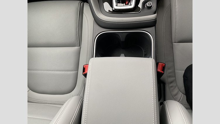 2024 認定中古車 Jaguar E-Pace カルパチアングレイ P250 AWD（オートマチック） R-DYNAMIC SE