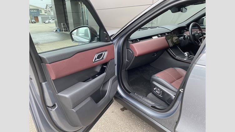 2024 認定中古車 Land Rover Range Rover Velar ザダルグレイ D200マイルドハイブリッド（ディーゼル） Standard Wheelbase Dynamic HSE