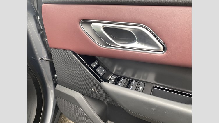 2024 認定中古車 Land Rover Range Rover Velar ザダルグレイ D200マイルドハイブリッド（ディーゼル） Standard Wheelbase Dynamic HSE