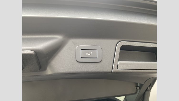 2024 認定中古車 Land Rover Range Rover Velar ザダルグレイ D200マイルドハイブリッド（ディーゼル） Standard Wheelbase Dynamic HSE