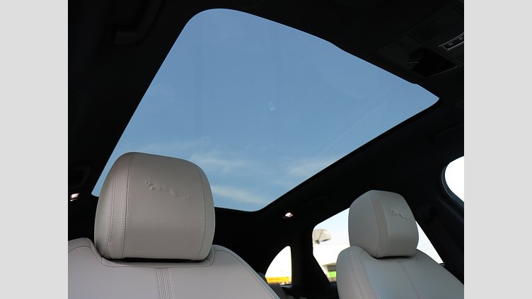 2024 認定中古車 Jaguar F-Pace カルパチアングレイ D204 AWD（オートマチック）MHEV R-DYNAMIC SE