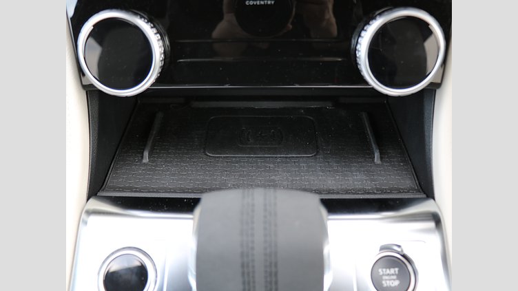 2024 認定中古車 Jaguar F-Pace カルパチアングレイ D204 AWD（オートマチック）MHEV R-DYNAMIC SE