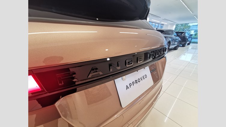 2024 認定中古車 Land Rover Range Rover Evoque コリンシアンブロンズ P250（ガソリン） スタンダードホイールベース AUTOBIOGRAPHY
