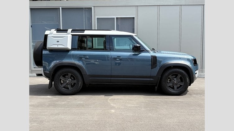 2020 認定中古車 Land Rover Defender 110 Tasman Blue 2.0 litre i4P Petrol スタートアップエディション