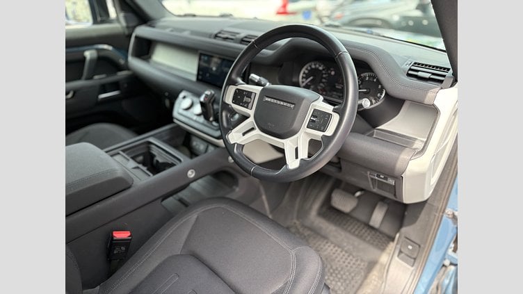 2020 認定中古車 Land Rover Defender 110 Tasman Blue 2.0 litre i4P Petrol スタートアップエディション