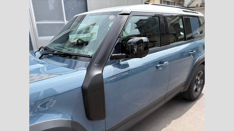 2020 認定中古車 Land Rover Defender 110 Tasman Blue 2.0 litre i4P Petrol スタートアップエディション