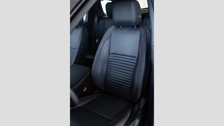2022 Approved Land Rover Discovery Sport Black auto R-DYNAMIC SE 