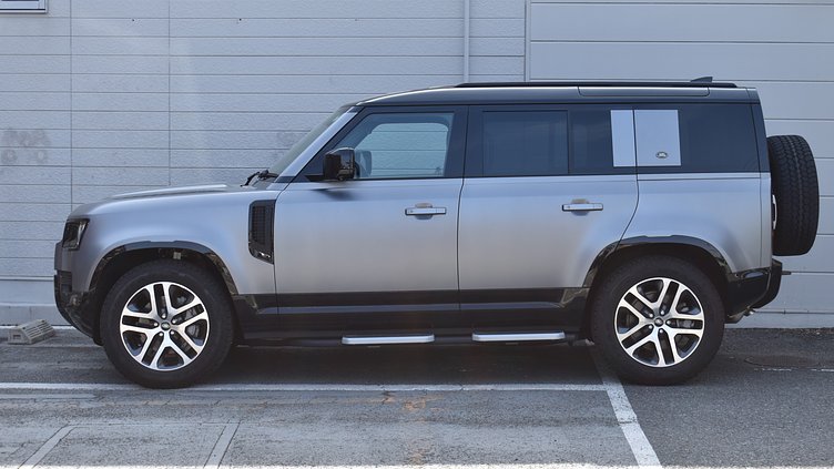 2023 認定中古車 Land Rover Defender 110 アイガーグレイ D300 AWD（AT） X-DYNAMIC SE イースナーED3.0L D300