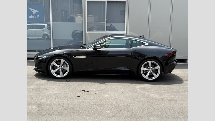 2023 認定中古車 Jaguar F-Type サントリーニブラック P300 オートマチック 後輪駆動 F-TYPEクーペ R-DYNAMIC