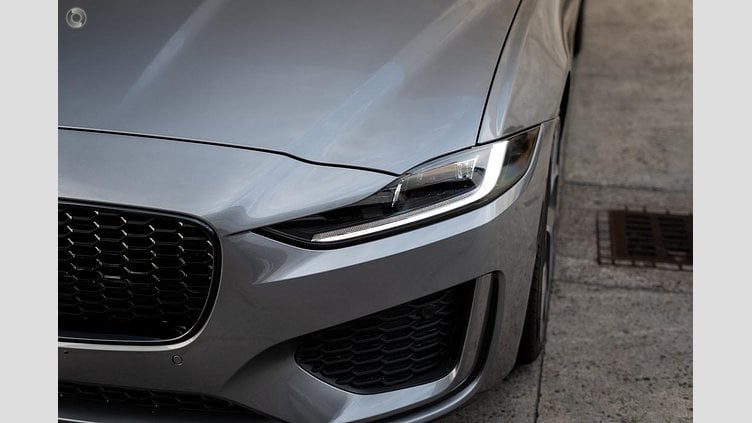 2024 Approved Jaguar XE Eiger Grey 2.0 litre i4P Petrol 24MY 300 Sport Sedan