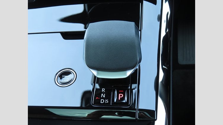 2024 認定中古車 Land Rover Range Rover Sport サントリーニブラック D300マイルドハイブリッド スタンダードホイールベース Dynamic HSE
