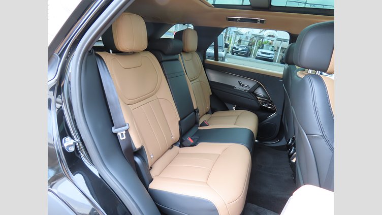 2024 認定中古車 Land Rover Range Rover Sport サントリーニブラック D300マイルドハイブリッド スタンダードホイールベース Dynamic HSE