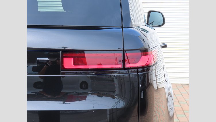 2024 認定中古車 Land Rover Range Rover Sport サントリーニブラック D300マイルドハイブリッド スタンダードホイールベース Dynamic HSE