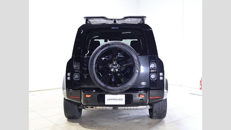 2023 認定中古車 Land Rover Defender 110 サントリーニブラック D300 AWD（AT） X