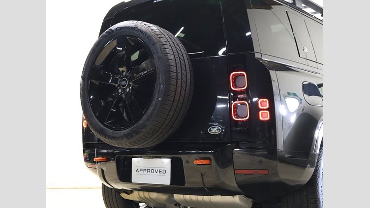 2023 認定中古車 Land Rover Defender 110 サントリーニブラック D300 AWD（AT） X