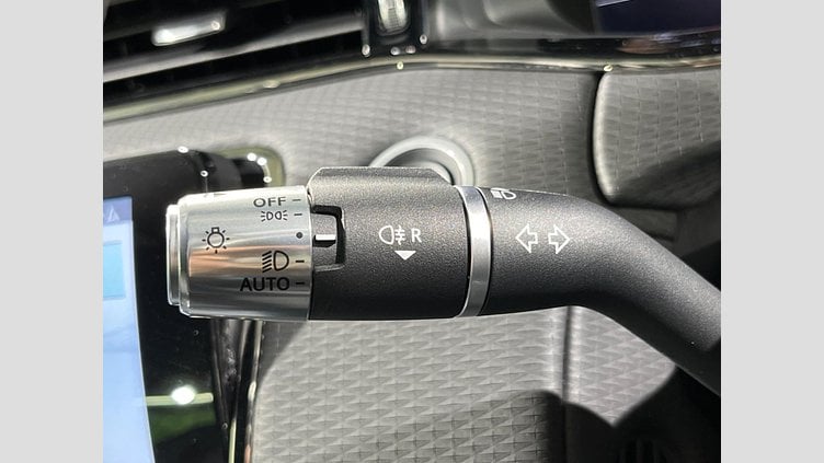 2020 認定中古車 Land Rover Range Rover Evoque ユーロンホワイト D180 R-DYNAMIC S
