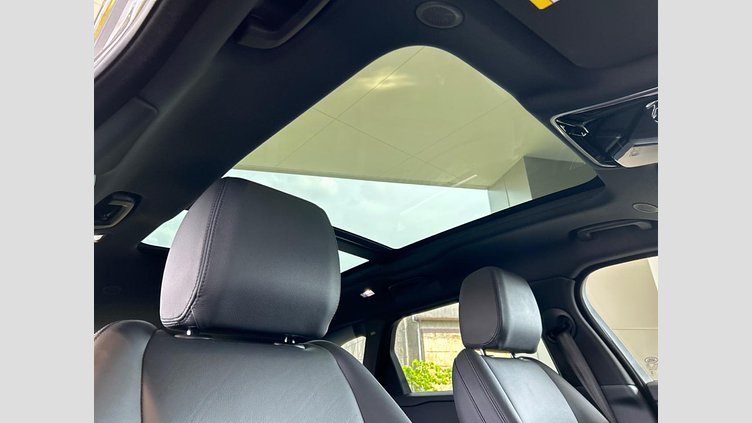 2024 認定中古車 Land Rover Range Rover Velar カルパチアングレイ D200マイルドハイブリッド（ディーゼル） Standard Wheelbase Dynamic SE