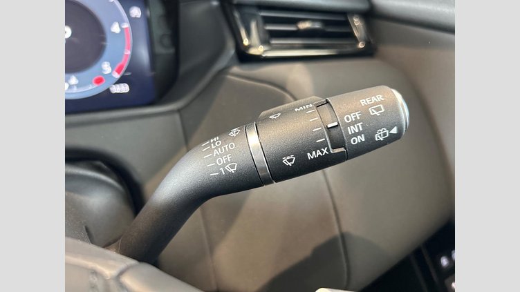 2024 認定中古車 Land Rover Range Rover Velar カルパチアングレイ D200マイルドハイブリッド（ディーゼル） Standard Wheelbase Dynamic SE