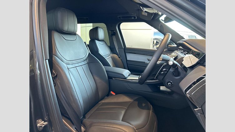 2024 認定中古車 Land Rover Range Rover Sport カルパチアングレイ D300マイルドハイブリッド スタンダードホイールベース Dynamic SE