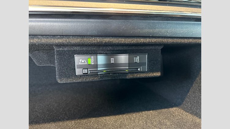 2024 認定中古車 Land Rover Range Rover Sport カルパチアングレイ D300マイルドハイブリッド スタンダードホイールベース Dynamic SE
