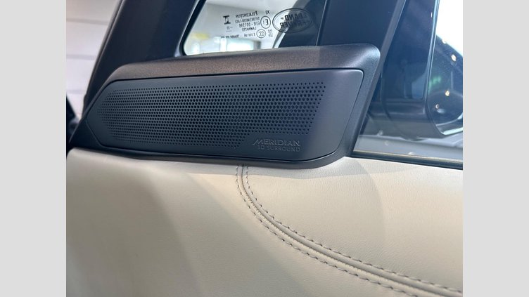 2023 認定中古車 Land Rover Range Rover バトゥミゴールド D300 AWD MHEV（AT） スタンダードホイールベース AUTOBIOGRAPHY