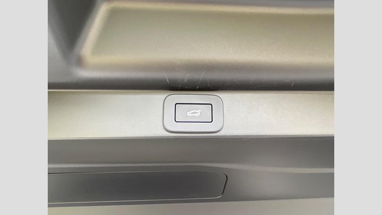 2023 認定中古車 Land Rover Range Rover バトゥミゴールド D300 AWD MHEV（AT） スタンダードホイールベース AUTOBIOGRAPHY