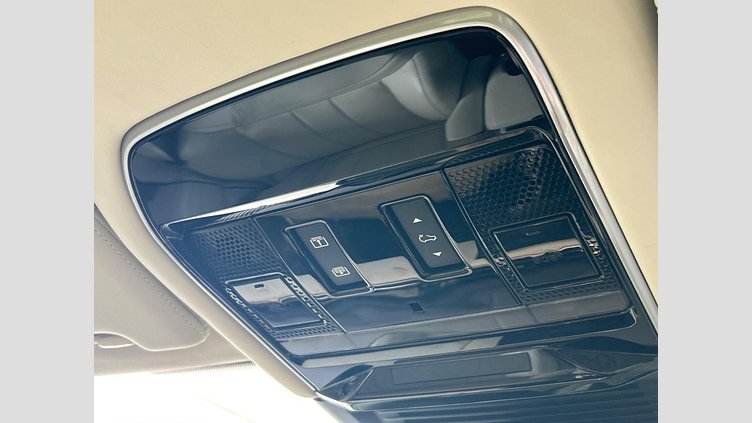 2023 認定中古車 Land Rover Range Rover バトゥミゴールド D300 AWD MHEV（AT） スタンダードホイールベース AUTOBIOGRAPHY