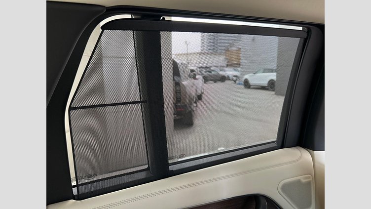 2023 認定中古車 Land Rover Range Rover バトゥミゴールド D300 AWD MHEV（AT） スタンダードホイールベース AUTOBIOGRAPHY