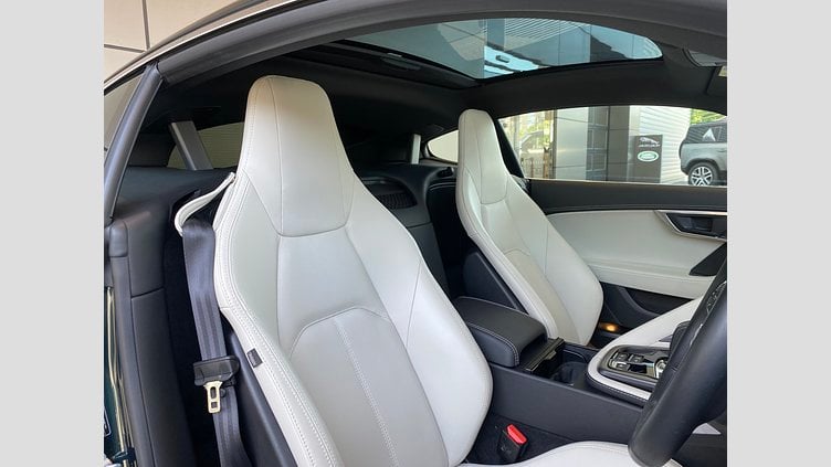2023 認定中古車 Jaguar F-Type ブリティッシュレーシンググリーン P300 オートマチック 後輪駆動 F-TYPEクーペ R-DYNAMIC