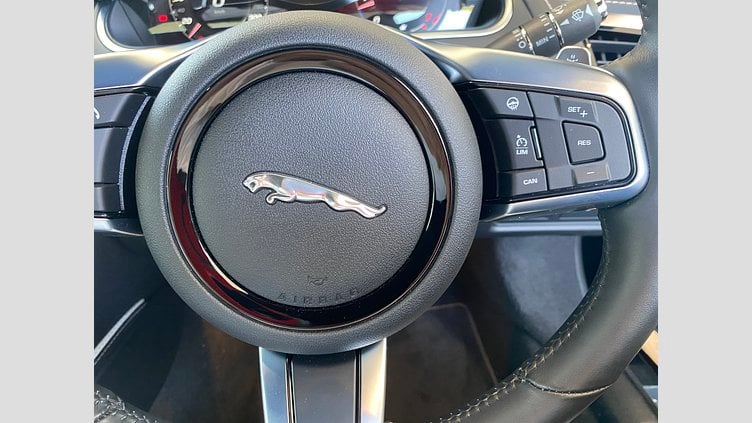 2023 認定中古車 Jaguar F-Type ブリティッシュレーシンググリーン P300 オートマチック 後輪駆動 F-TYPEクーペ R-DYNAMIC