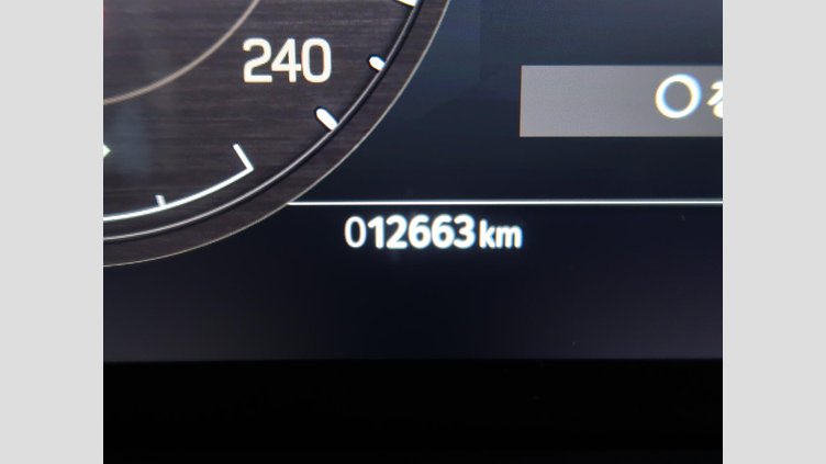 2023 認定中古車 Land Rover Defender 110 アイガーグレイ D300 AWD（AT） X-DYNAMIC HSE
