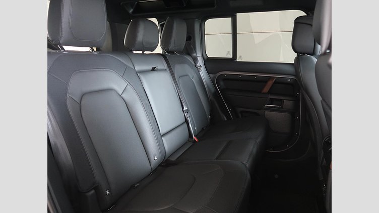 2023 認定中古車 Land Rover Defender 110 アイガーグレイ D300 AWD（AT） X-DYNAMIC HSE