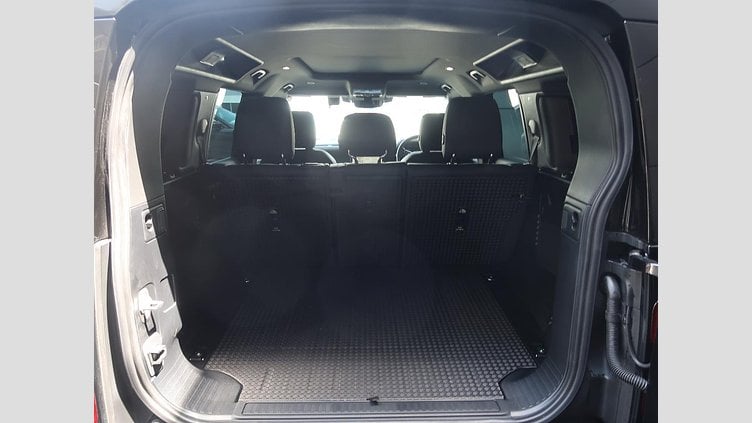 2024 認定中古車 Land Rover Defender 110 サントリーニブラック D300 AWD（AT） X-DYNAMIC SE