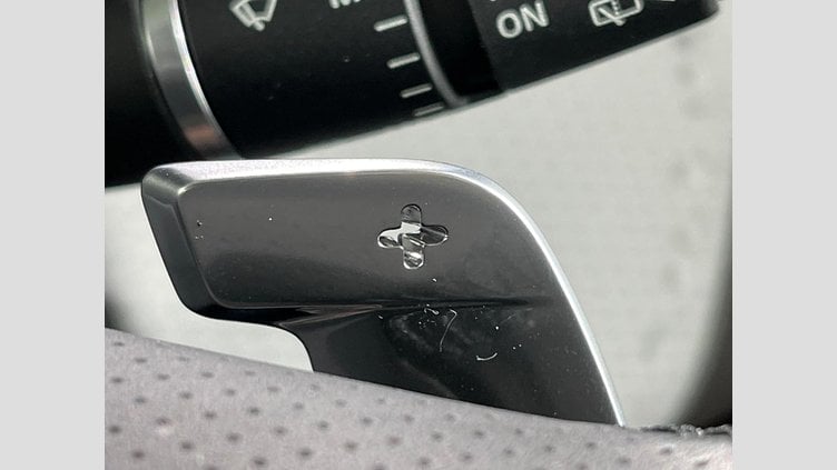 2023 認定中古車 Land Rover Range Rover Evoque フジホワイト D200 AWD（オートマチック）MHEV R-DYNAMIC S