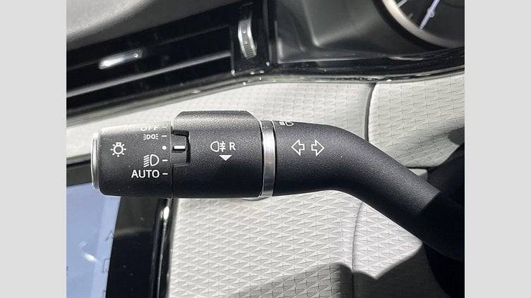 2023 認定中古車 Land Rover Range Rover Evoque フジホワイト D200 AWD（オートマチック）MHEV R-DYNAMIC S