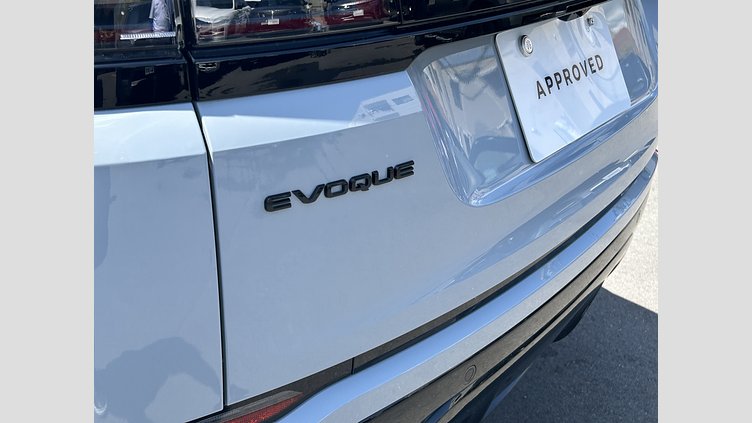 2023 認定中古車 Land Rover Range Rover Evoque アロイオスグレイ D200（ディーゼル） スタンダードホイールベース DYNAMIC SE