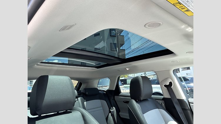 2023 認定中古車 Land Rover Range Rover Evoque アロイオスグレイ D200（ディーゼル） スタンダードホイールベース DYNAMIC SE