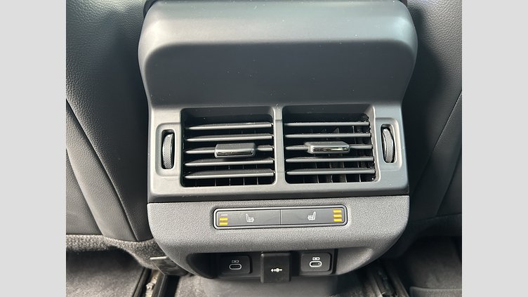 2023 認定中古車 Land Rover Range Rover Evoque アロイオスグレイ D200（ディーゼル） スタンダードホイールベース DYNAMIC SE