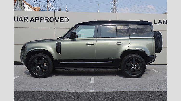 2022 認定中古車 Land Rover Defender 110 パンゲアグリーン D300 AWD（AT） X-DYNAMIC SE