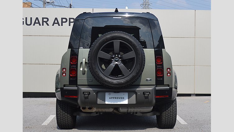 2022 認定中古車 Land Rover Defender 110 パンゲアグリーン D300 AWD（AT） X-DYNAMIC SE