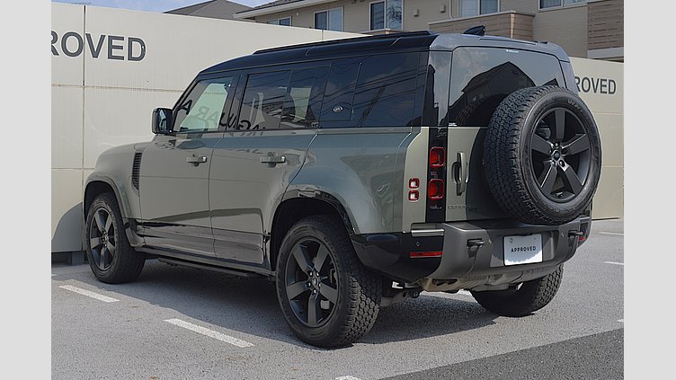 2022 認定中古車 Land Rover Defender 110 パンゲアグリーン D300 AWD（AT） X-DYNAMIC SE