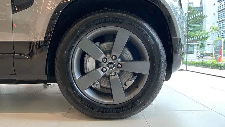 2025 新車 Land Rover Defender 90 Silicon Silver ​D300 X-Dynamic HSE