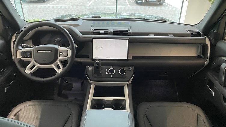 2025 新車 Land Rover Defender 90 Silicon Silver ​D300 X-Dynamic HSE