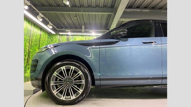 2024 認定中古車 Land Rover Range Rover Evoque トライベッカブルー P250（ガソリン） スタンダードホイールベース DYNAMIC HSE