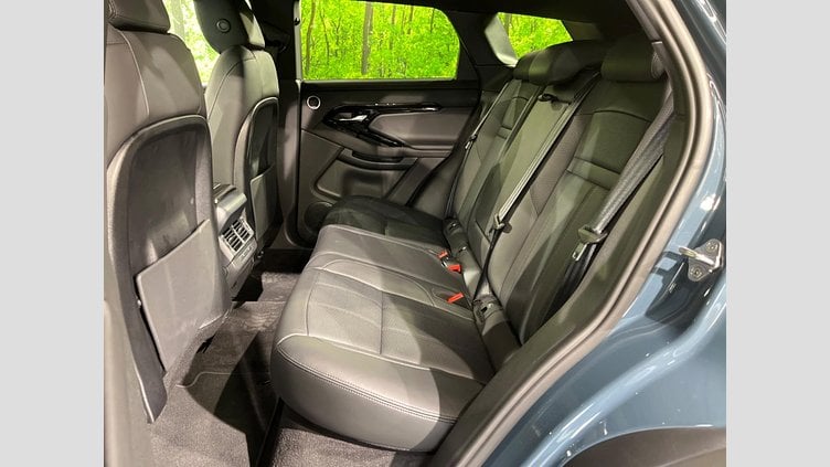 2024 認定中古車 Land Rover Range Rover Evoque トライベッカブルー P250（ガソリン） スタンダードホイールベース DYNAMIC HSE
