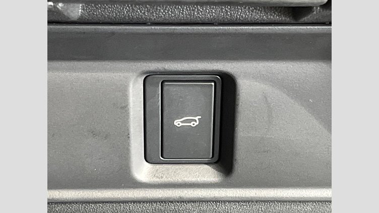 2024 認定中古車 Land Rover Range Rover Evoque トライベッカブルー P250（ガソリン） スタンダードホイールベース DYNAMIC HSE