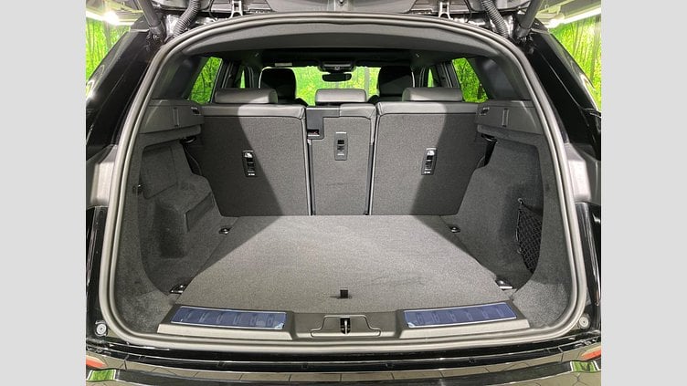 2024 認定中古車 Land Rover Range Rover Evoque サントリーニブラック P300eプラグインハイブリッド（ガソリン） スタンダードホイールベース DYNAMIC HSE