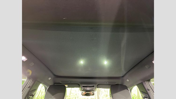 2024 認定中古車 Land Rover Range Rover Evoque サントリーニブラック P300eプラグインハイブリッド（ガソリン） スタンダードホイールベース DYNAMIC HSE